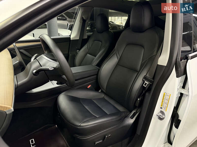 Внедорожник / Кроссовер Tesla Model Y 2023 в Одессе