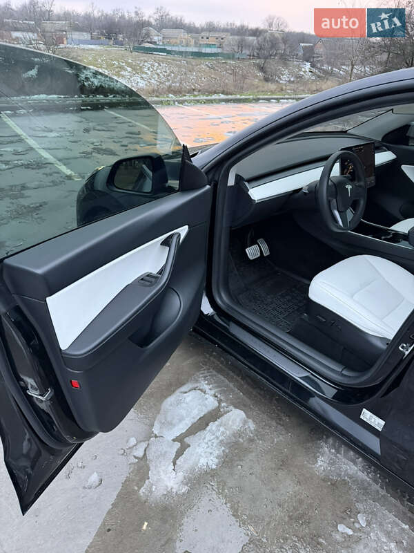 Внедорожник / Кроссовер Tesla Model Y 2020 в Синельниково