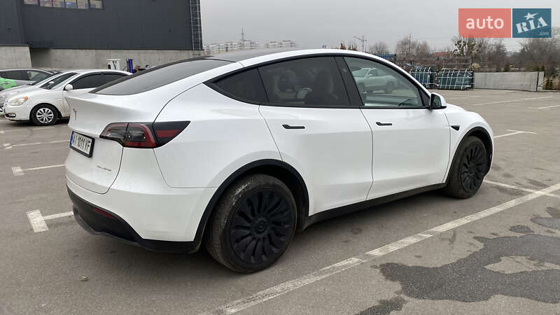 Позашляховик / Кросовер Tesla Model Y 2023 в Києві фото 3 Позашляховик / Кросовер Tesla Model Y 2023 в Києві