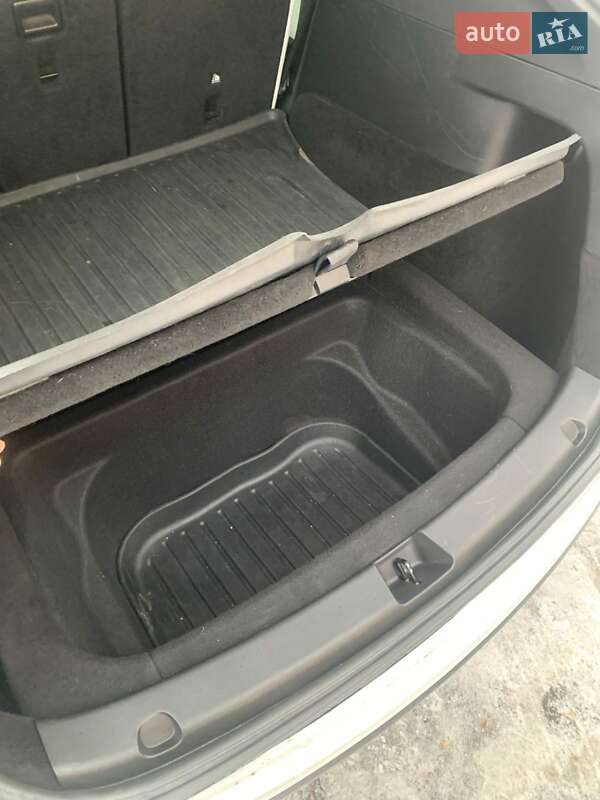 Позашляховик / Кросовер Tesla Model Y 2021 в Києві