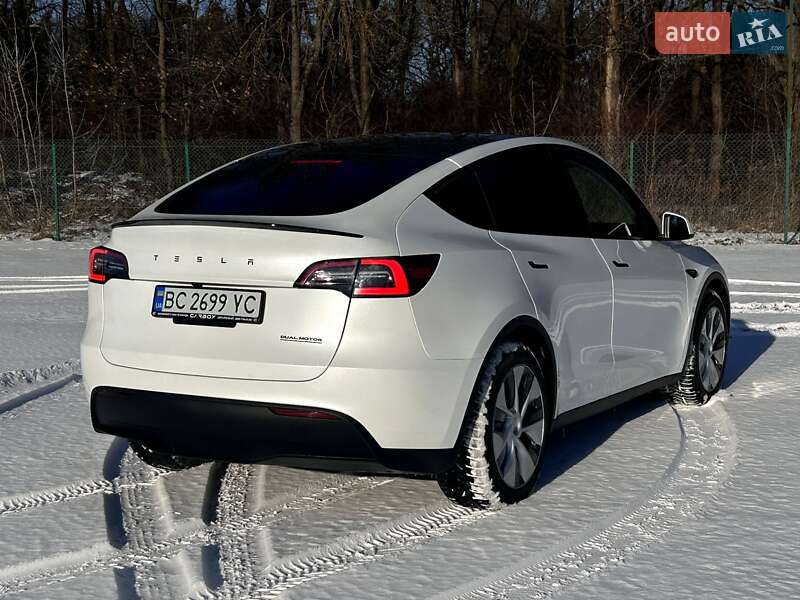 Внедорожник / Кроссовер Tesla Model Y 2023 в Львове
