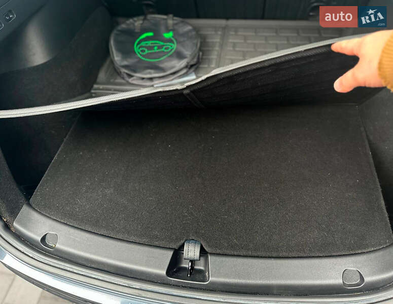 Внедорожник / Кроссовер Tesla Model Y 2022 в Каменском