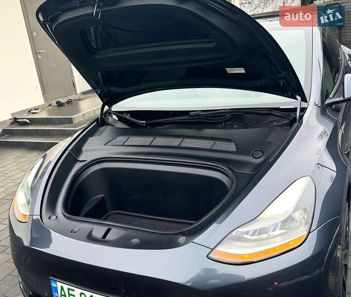 Внедорожник / Кроссовер Tesla Model Y 2022 в Каменском