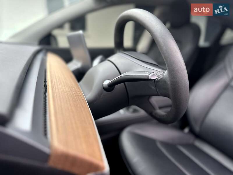 Внедорожник / Кроссовер Tesla Model Y 2022 в Каменском