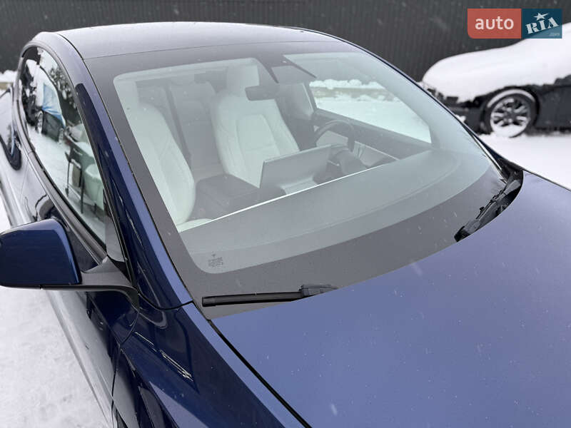 Внедорожник / Кроссовер Tesla Model Y 2021 в Львове