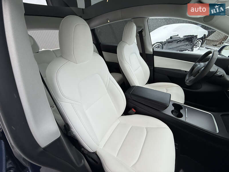 Внедорожник / Кроссовер Tesla Model Y 2021 в Львове