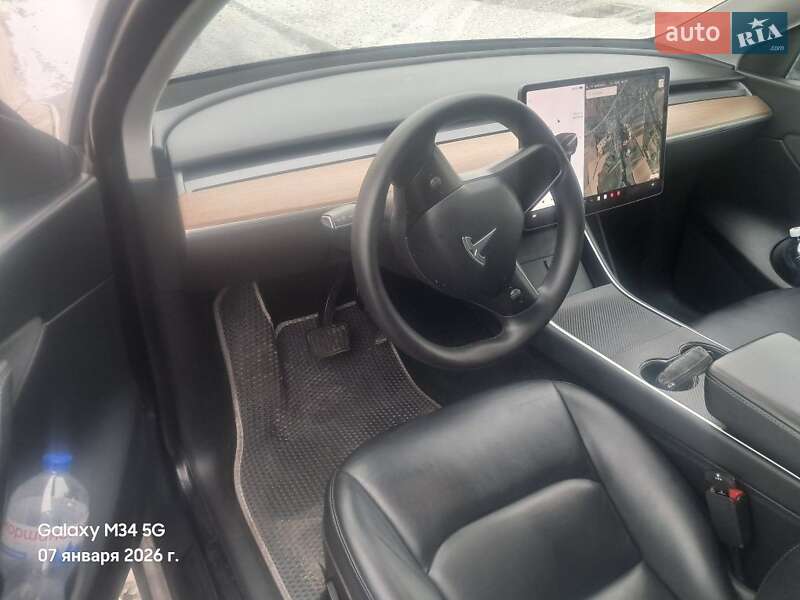 Внедорожник / Кроссовер Tesla Model Y 2020 в Харькове