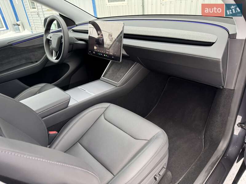 Внедорожник / Кроссовер Tesla Model Y 2025 в Виннице