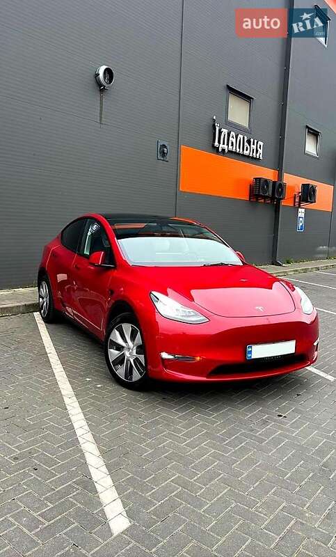 Внедорожник / Кроссовер Tesla Model Y 2023 в Ужгороде