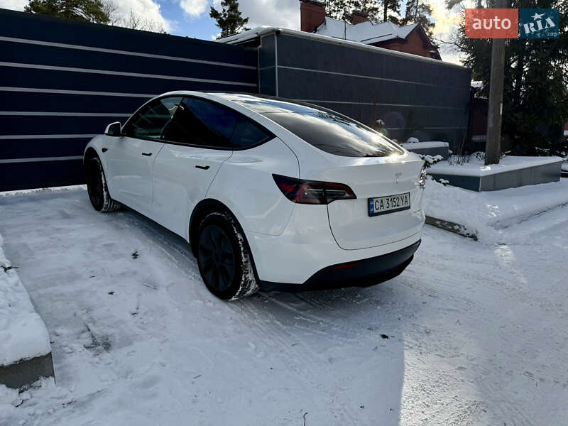 Внедорожник / Кроссовер Tesla Model Y 2024 в Черкассах