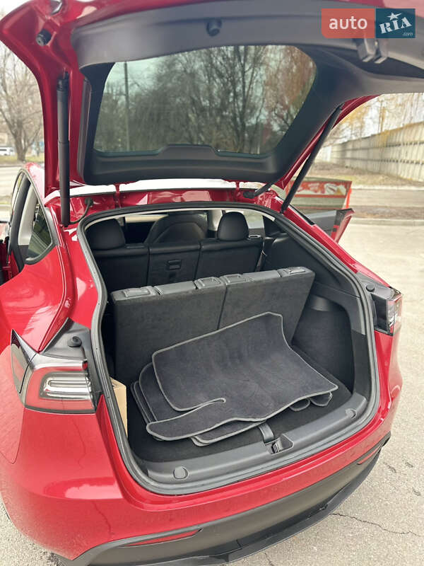 Внедорожник / Кроссовер Tesla Model Y 2022 в Днепре