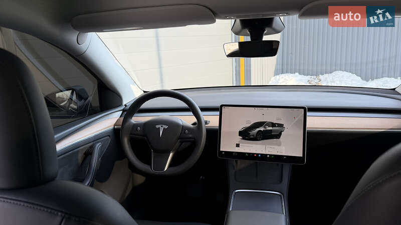 Внедорожник / Кроссовер Tesla Model Y 2024 в Виннице