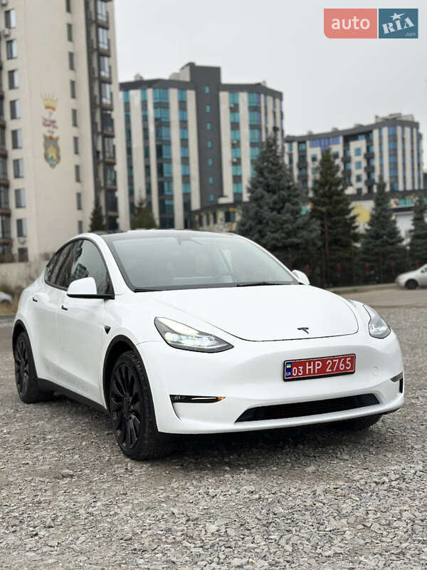 Внедорожник / Кроссовер Tesla Model Y 2023 в Киеве