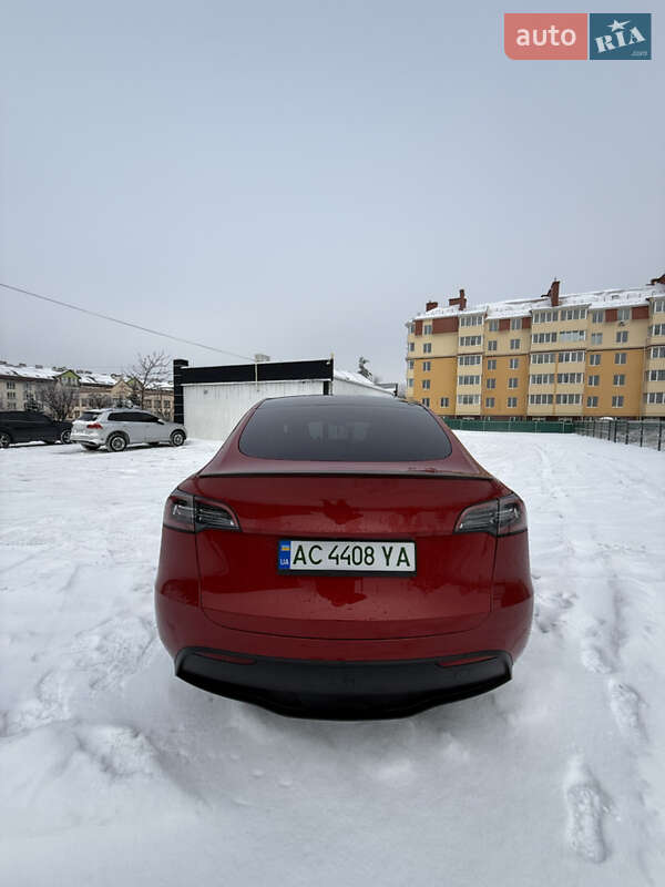 Внедорожник / Кроссовер Tesla Model Y 2023 в Киеве