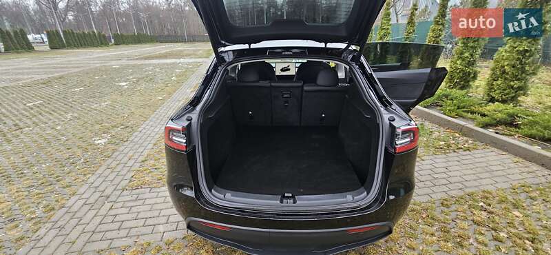 Внедорожник / Кроссовер Tesla Model Y 2023 в Харькове