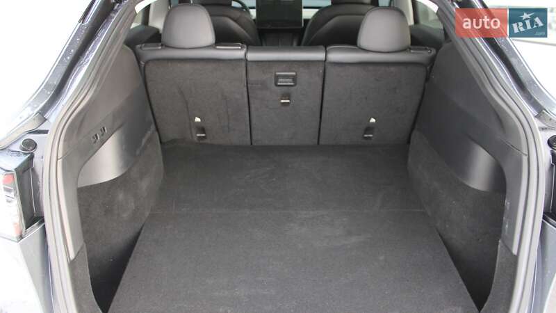 Внедорожник / Кроссовер Tesla Model Y 2021 в Черкассах