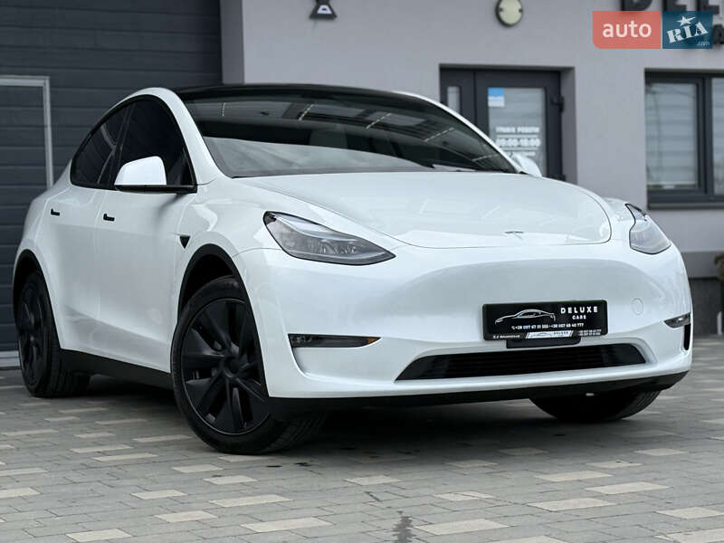 Внедорожник / Кроссовер Tesla Model Y 2024 в Дрогобыче