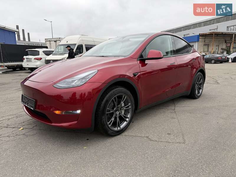 Внедорожник / Кроссовер Tesla Model Y 2024 в Киеве фото 9 Внедорожник / Кроссовер Tesla Model Y 2024 в Киеве