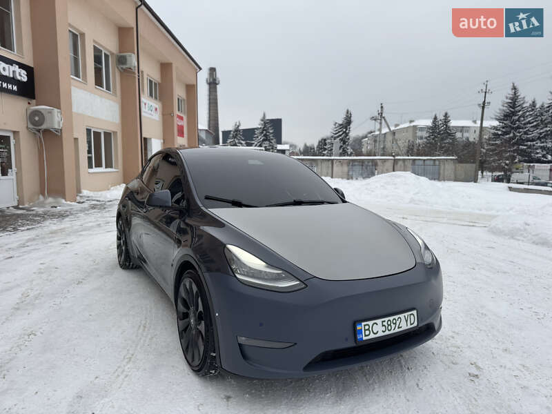 Внедорожник / Кроссовер Tesla Model Y 2020 в Луцке