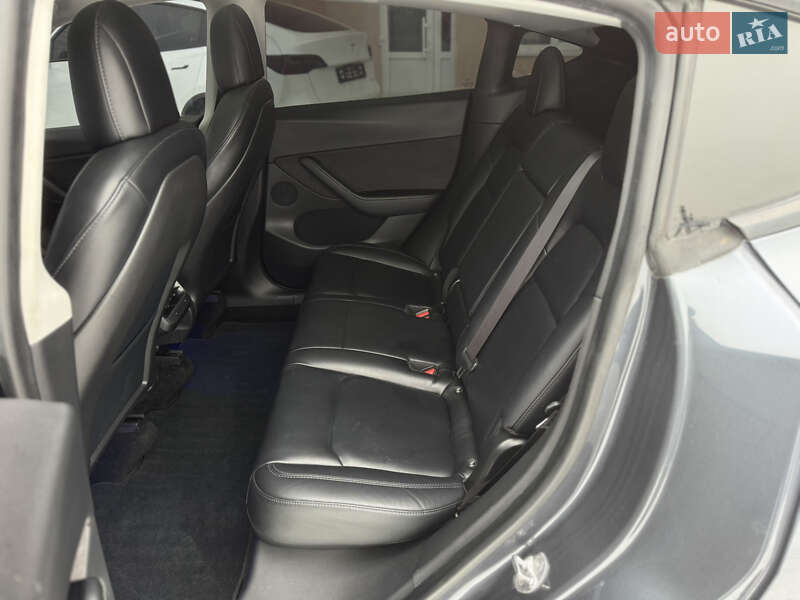 Внедорожник / Кроссовер Tesla Model Y 2020 в Луцке