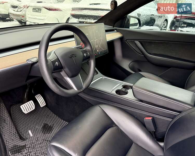 Внедорожник / Кроссовер Tesla Model Y 2021 в Киеве