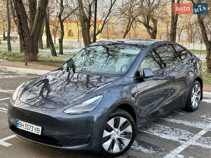 Внедорожник / Кроссовер Tesla Model Y 2023 в Одессе