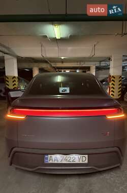 Внедорожник / Кроссовер Tesla Model Y 2025 в Киеве