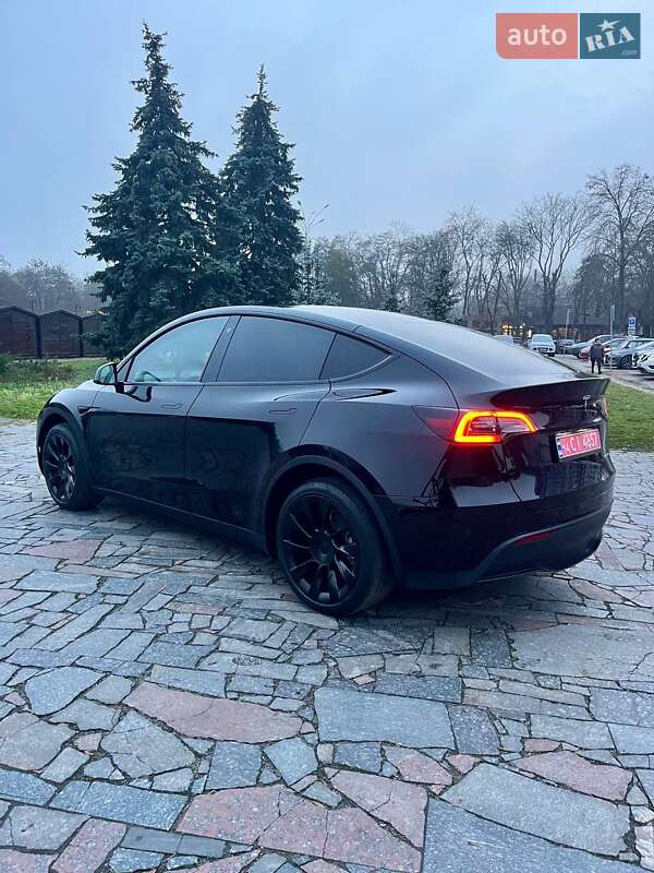 Внедорожник / Кроссовер Tesla Model Y 2023 в Кременчуге фото 2 Внедорожник / Кроссовер Tesla Model Y 2023 в Кременчуге