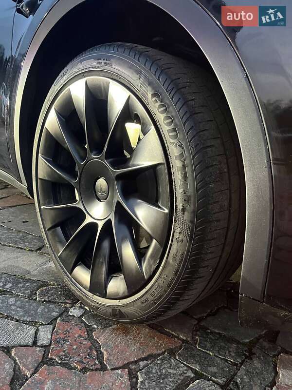 Внедорожник / Кроссовер Tesla Model Y 2023 в Кременчуге фото 13 Внедорожник / Кроссовер Tesla Model Y 2023 в Кременчуге