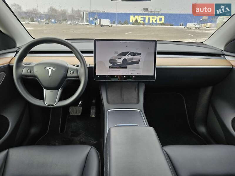 Внедорожник / Кроссовер Tesla Model Y 2023 в Львове