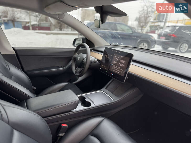 Внедорожник / Кроссовер Tesla Model Y 2022 в Луцке