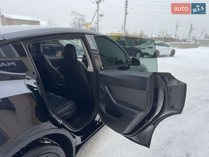 Внедорожник / Кроссовер Tesla Model Y 2022 в Луцке
