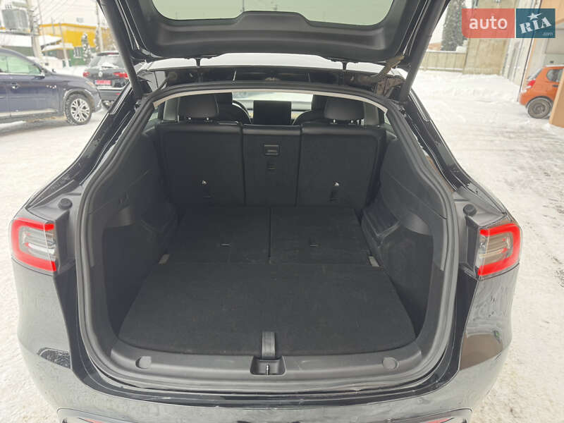 Внедорожник / Кроссовер Tesla Model Y 2022 в Луцке