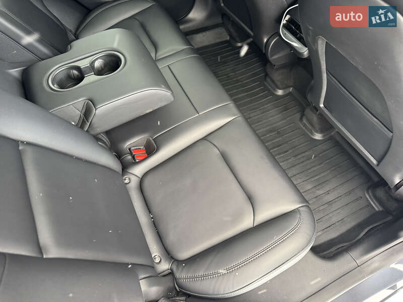 Внедорожник / Кроссовер Tesla Model Y 2022 в Виннице