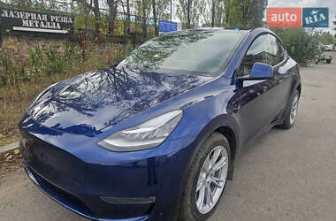 Внедорожник / Кроссовер Tesla Model Y 2023 в Вышгороде