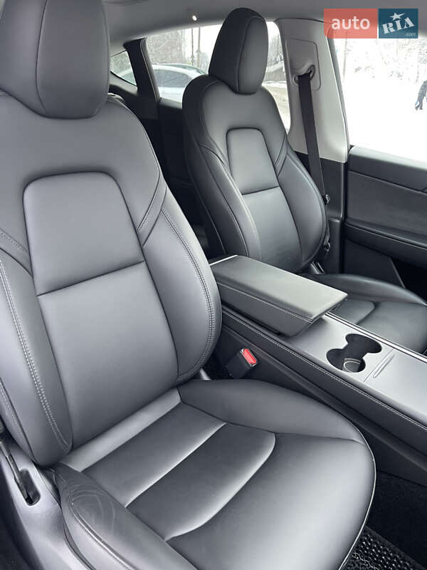 Внедорожник / Кроссовер Tesla Model Y 2024 в Фастове