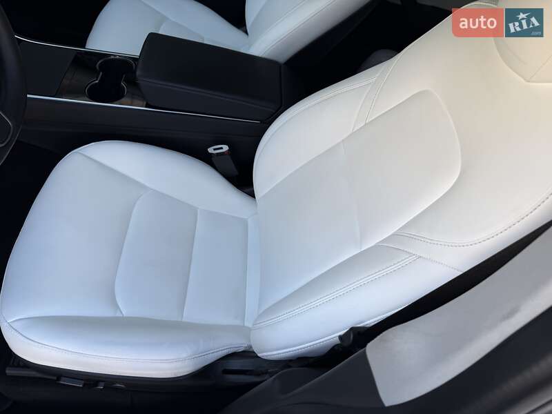Внедорожник / Кроссовер Tesla Model Y 2021 в Одессе фото 11 Внедорожник / Кроссовер Tesla Model Y 2021 в Одессе