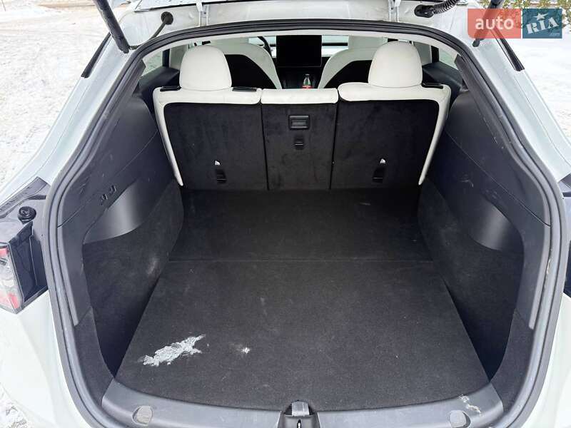 Внедорожник / Кроссовер Tesla Model Y 2022 в Луцке