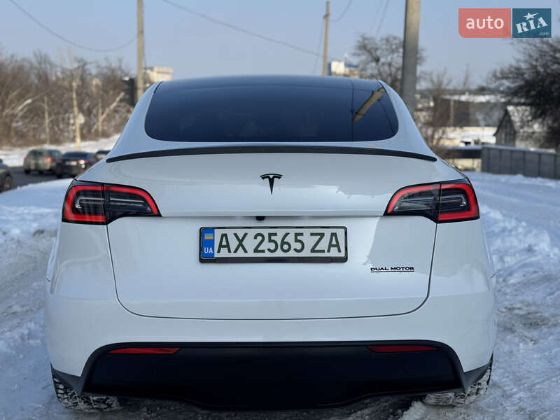 Позашляховик / Кросовер Tesla Model Y 2023 в Харкові