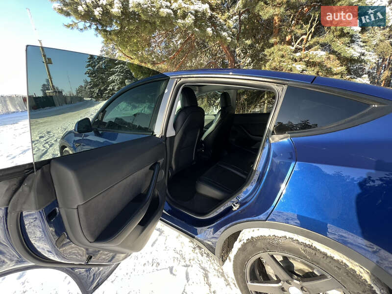Позашляховик / Кросовер Tesla Model Y 2021 в Обухові