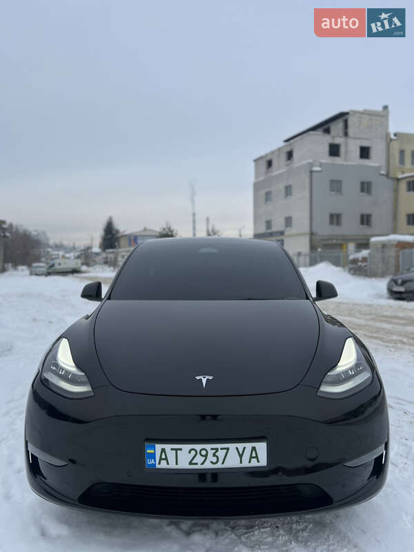Внедорожник / Кроссовер Tesla Model Y 2021 в Ивано-Франковске