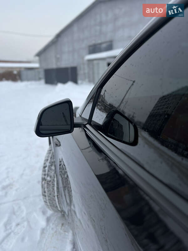 Внедорожник / Кроссовер Tesla Model Y 2021 в Ивано-Франковске