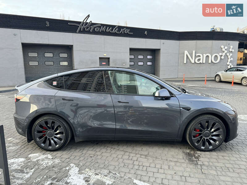 Внедорожник / Кроссовер Tesla Model Y 2022 в Одессе