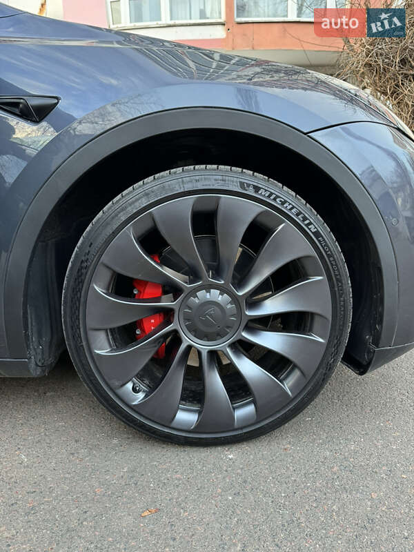 Внедорожник / Кроссовер Tesla Model Y 2022 в Одессе