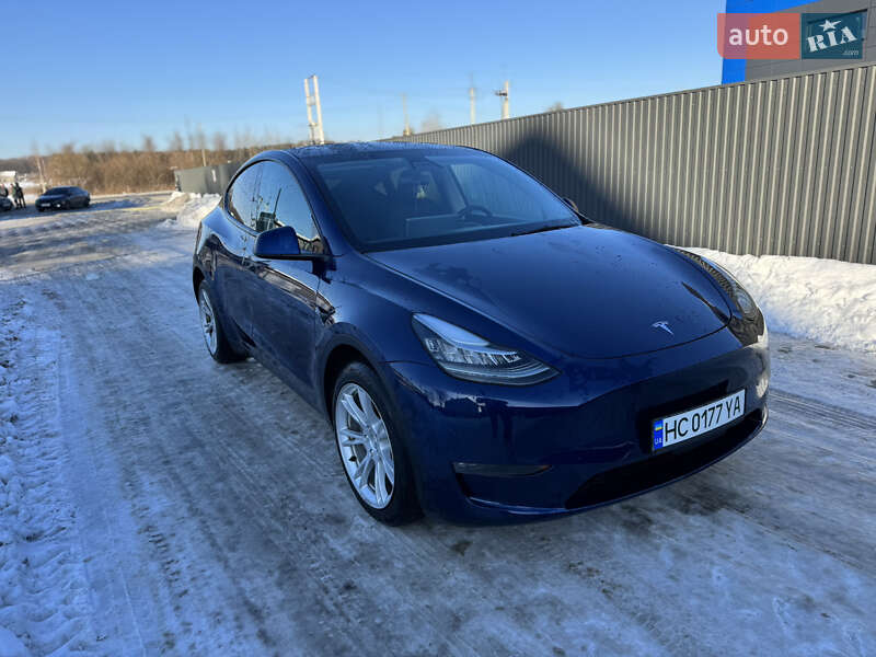 Позашляховик / Кросовер Tesla Model Y 2022 в Львові