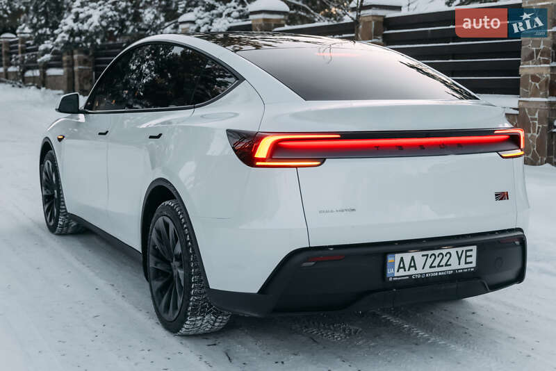 Внедорожник / Кроссовер Tesla Model Y 2025 в Киеве фото 9 Внедорожник / Кроссовер Tesla Model Y 2025 в Киеве