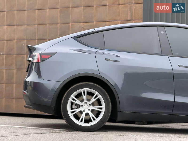 Внедорожник / Кроссовер Tesla Model Y 2022 в Киеве фото 9 Внедорожник / Кроссовер Tesla Model Y 2022 в Киеве