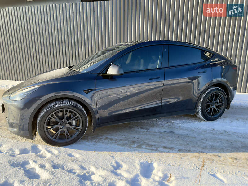 Внедорожник / Кроссовер Tesla Model Y 2024 в Киеве фото 6 Внедорожник / Кроссовер Tesla Model Y 2024 в Киеве