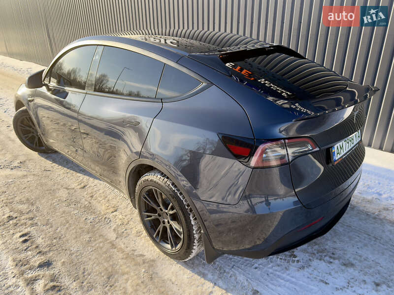 Внедорожник / Кроссовер Tesla Model Y 2024 в Киеве фото 25 Внедорожник / Кроссовер Tesla Model Y 2024 в Киеве