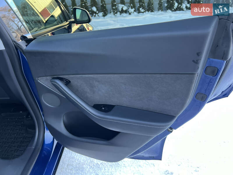 Внедорожник / Кроссовер Tesla Model Y 2020 в Луцке фото 29 Внедорожник / Кроссовер Tesla Model Y 2020 в Луцке